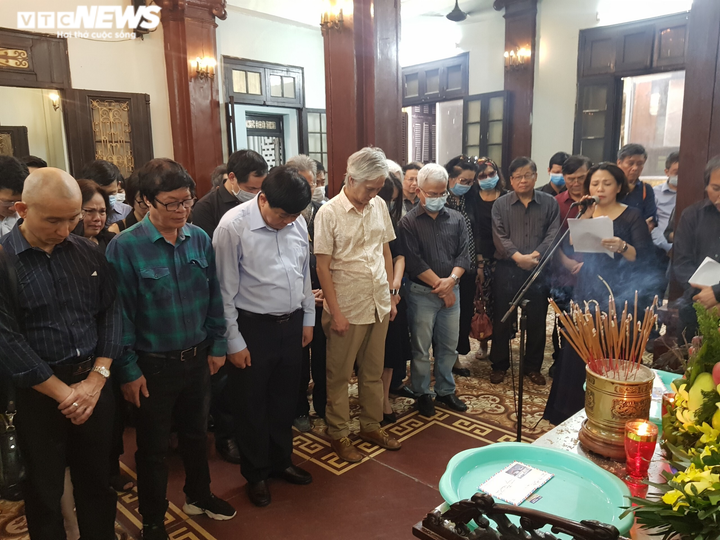 Con gái lớn không kịp về tiễn đưa nhà thơ Hoàng Nhuận Cầm - 1