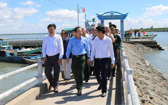 Bí thư TP.HCM vạch định hướng phát triển huyện Cần Giờ - 1
