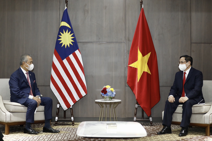 Thủ tướng Phạm Minh Chính gặp gỡ lãnh đạo Campuchia, Singapore, Malaysia - 5