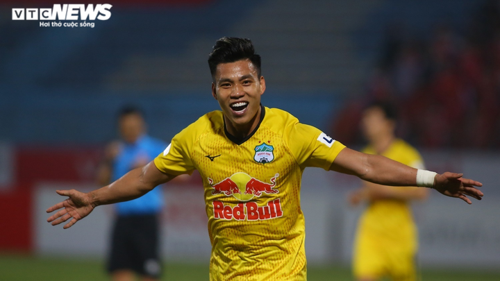 BLV Quang Huy: 'Dừng V-League 2021 là hợp lý' - 2