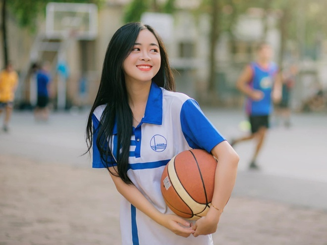 Ngắm nhan sắc nữ sinh dân tộc Nùng học giỏi, mơ ước làm MC - 2