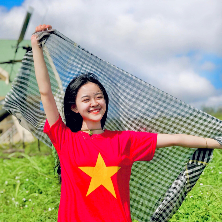 Ngắm nhan sắc nữ sinh dân tộc Nùng học giỏi, mơ ước làm MC - 5