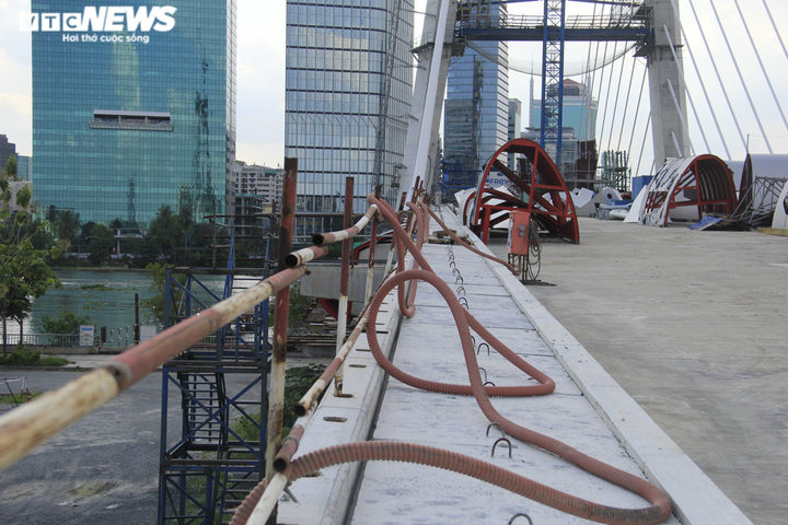 Ảnh: Cầu Thủ Thiêm 2 vẫn 'án binh bất động' sau những lần lỗi hẹn - 2