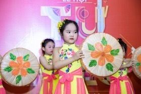 Lễ này đi đâu, ăn gì, chơi gì nếu không 'book' vé đi xa? - 2