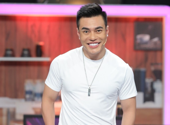 Sao Việt tuyển trợ lý: Người yêu cầu dài như sớ, người chỉ cần 2 gạch đầu dòng - 1