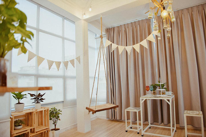 Cô gái tự sửa nhà kho cũ thành căn phòng hệt homestay, ngập góc 'sống ảo' xịn sò - 4