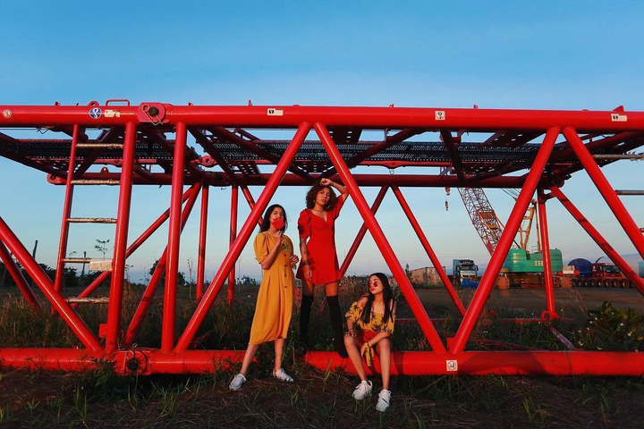 Cánh đồng quạt gió ở Đắk Lắk đẹp như ngoại ô Châu Âu, tha hồ chụp ảnh 'sống ảo' - 9