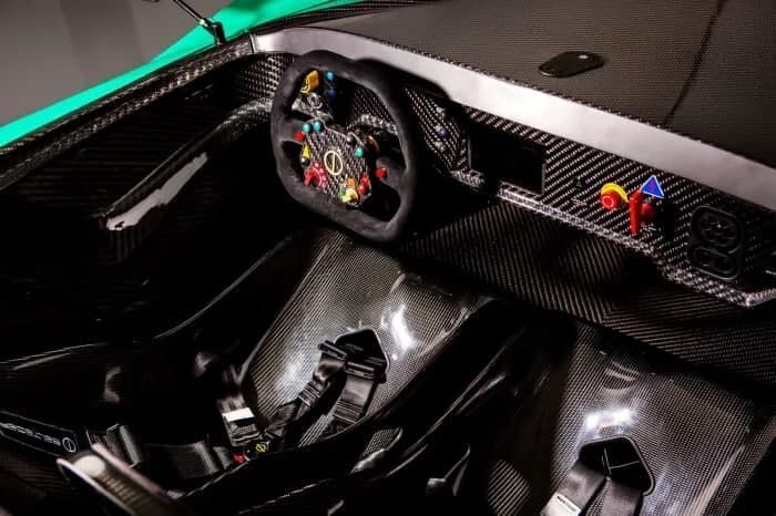Khám phá siêu xe điện mui trần giá hơn 6 tỷ đồng - 6