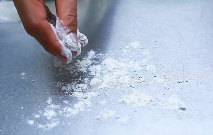 Mẹo dọn nhà, làm sạch đồ đạc bằng các loại tinh bột - 2