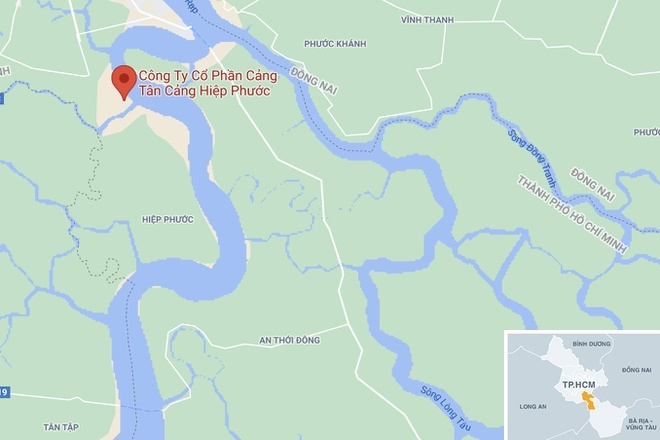 Giảm độ nghiêng tàu hàng làm rơi 18 container xuống sông Soài Rạp - 2