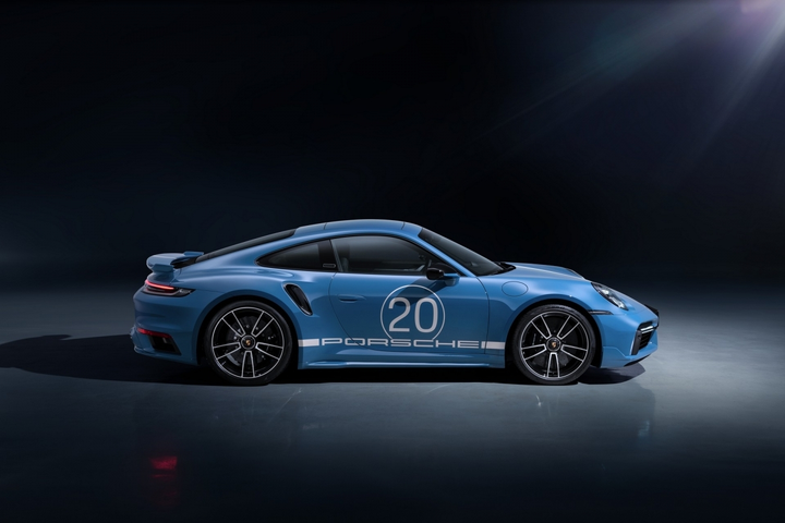 Porsche kỷ niệm 20 năm có mặt tại Trung Quốc bằng bản đặc biệt của 911 Turbo S - 2