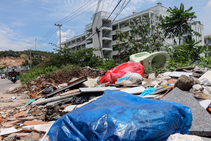 Ký túc xá 77 tỷ đồng bỏ hoang hơn 8 năm - 14