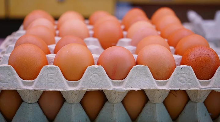 Thực hư thông tin dùng 'siêu năng lực' biến trứng gà luộc thành trứng sống - 1