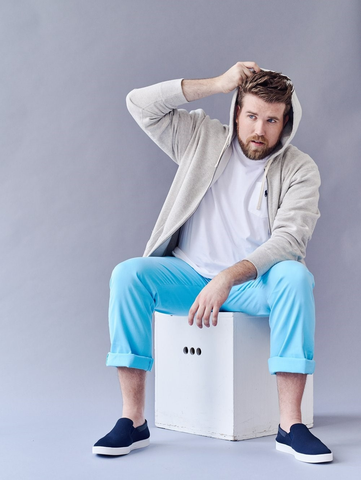 mẫu ngoại cỡ ảnh 18 Ảnh: Những người mẫu nam nổi tiếng nhờ thân hình 'khổng lồ' - 18