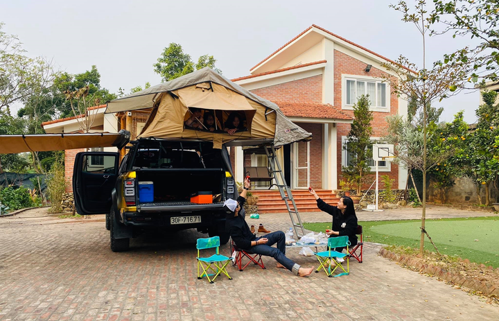 Gia tài đáng ngưỡng mộ của 'soái ca màn ảnh Việt' Hồng Đăng - 11