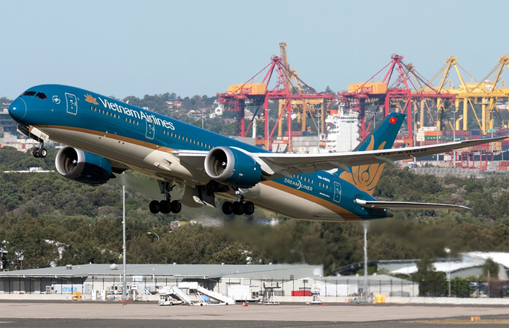 Các hãng tố nhau, nghi ‘có vấn đề’ trong điều phối slot bay - 2