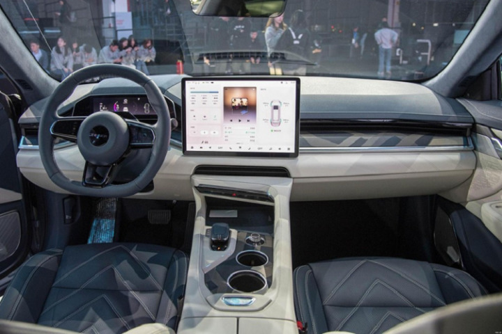 Xe điện Trung Quốc Zeekr 001 ra mắt, chờ ngày về Việt Nam - 6