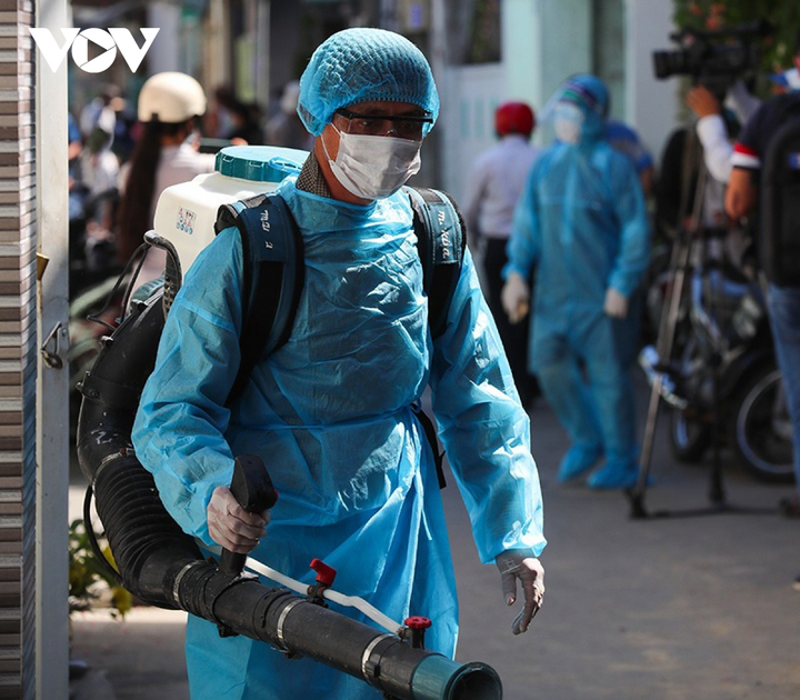 Truy vết, cách ly 25 người liên quan ca dương tính SARS-CoV-2 ở Hà Nam - 1