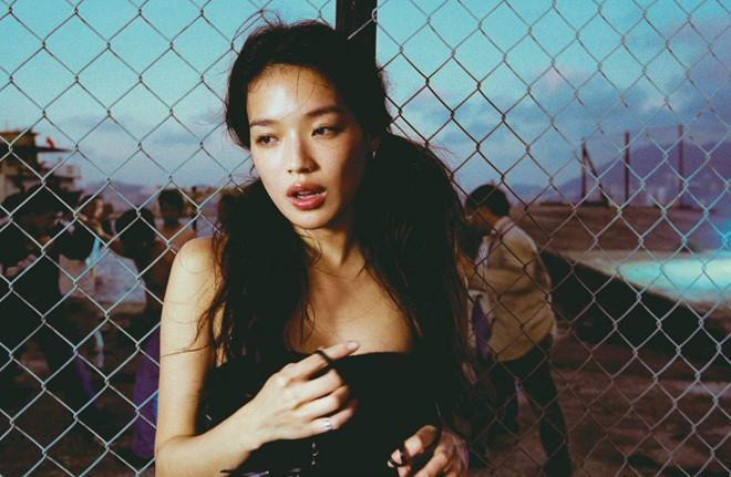 Quá khứ bị bố mẹ người yêu khinh miệt và cuộc sống viên mãn của Thư Kỳ ở tuổi 45 - 3