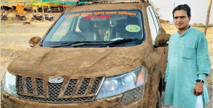 Khó tin ô tô phủ kín phân bò lại được ưa chuộng - 3