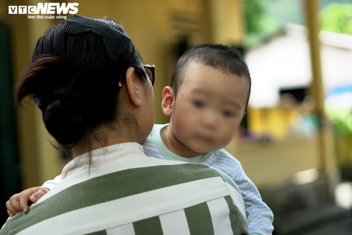 Nhà trẻ đặc biệt của những em bé sinh ra trong trại giam - 5