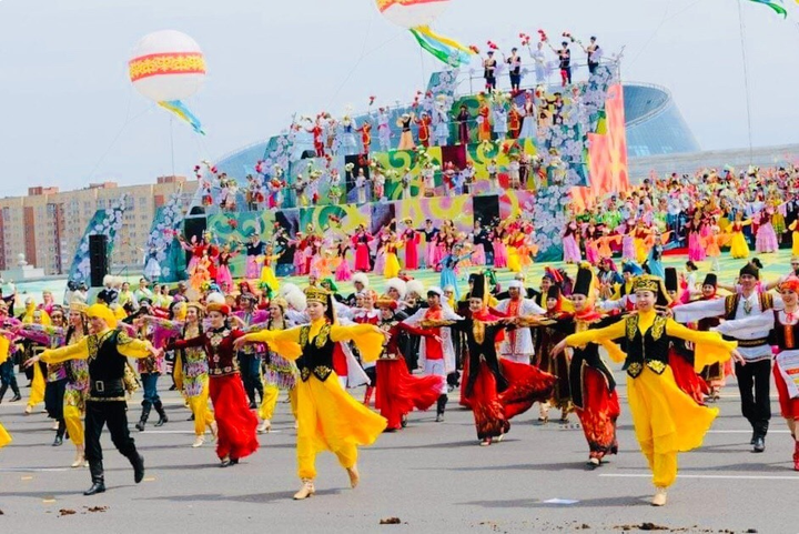 Kazakhstan – Quốc gia đa sắc tộc đặc biệt của thế giới - 1