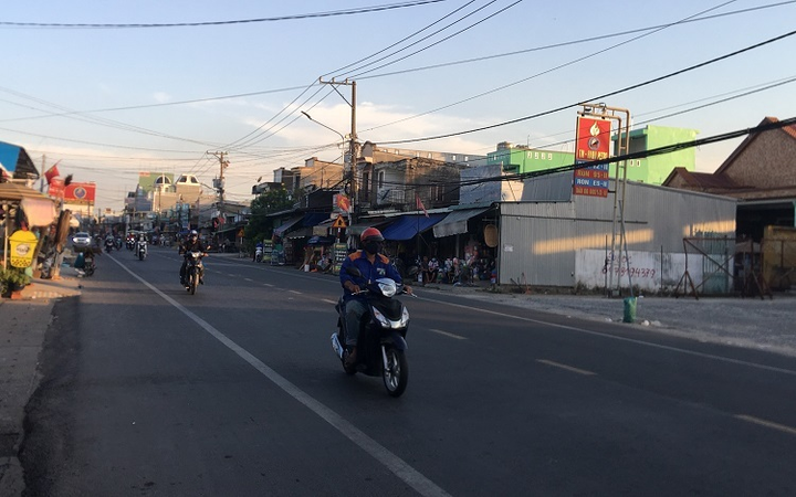 Sân bay, bến xe, bến phà ở TP.HCM thông thoáng ngày cuối kỳ nghỉ lễ - 13