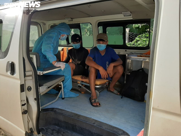 Quảng Trị cách ly 2 người xuất cảnh trái phép đưa gạo sang Lào - 2