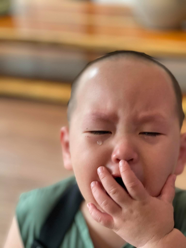 Khéo sinh như Trà My Idol: Anh hai là bản sao của mẹ, bé út hóm hỉnh giống ba - 14