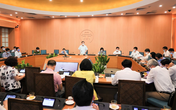 Hà Nội dừng hoạt động cơ sở massage, spa, hạn chế liên hoan ăn uống đông người - 1