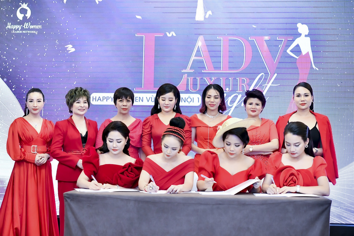 Lady Luxury Night - đêm tiệc hoành tráng ra mắt Happy Women vùng Hà Nội 1 - 2