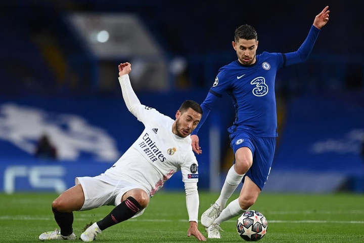Chia vui chiến thắng cùng Chelsea, Eden Hazard hết đường ở lại Real Madrid - 3
