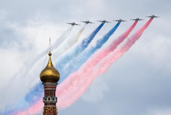 Ảnh: Hơn 190 khí tài tại Matxcơva diễn tập duyệt binh Ngày Chiến thắng - 12