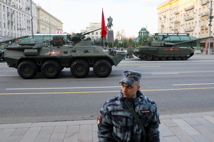 Ảnh: Hơn 190 khí tài tại Matxcơva diễn tập duyệt binh Ngày Chiến thắng - 2