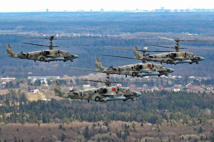 Ảnh: Hơn 190 khí tài tại Matxcơva diễn tập duyệt binh Ngày Chiến thắng - 15