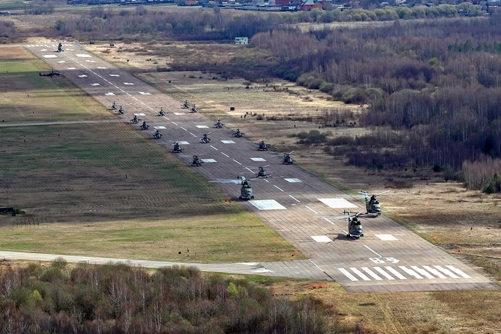 Ảnh: Hơn 190 khí tài tại Matxcơva diễn tập duyệt binh Ngày Chiến thắng - 13