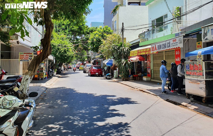 Ảnh: Nhiều hàng quán Đà Nẵng đóng cửa không kinh doanh - 5