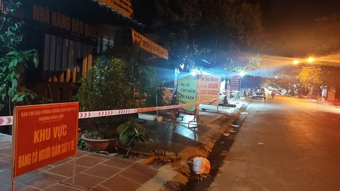 Hải Phòng thông báo khẩn tìm tài xế taxi chở hai bệnh nhân dương tính SARS-CoV-2 - 1