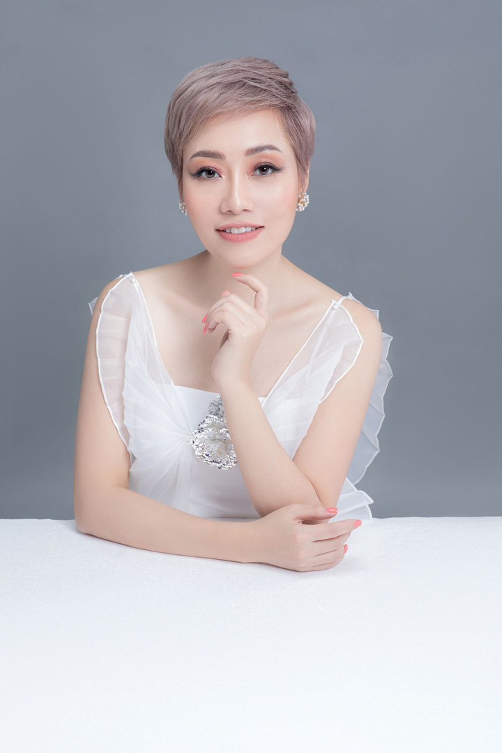 Grand Master Hương Phan thổi hồn vào từng kỹ thuật phun xăm Nano PMU - 3