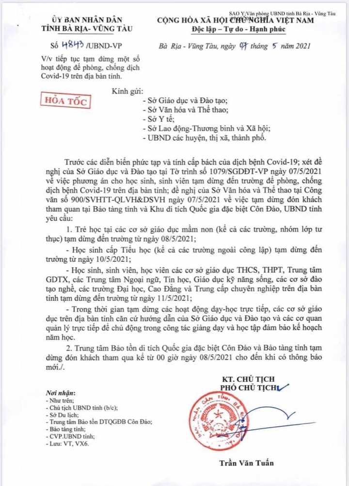 Bà Rịa - Vũng Tàu: Học sinh tạm dừng đến trường để chống dịch COVID-19 - 1