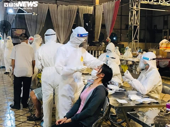 Thêm 14 ca mắc COVID–19, Bắc Ninh xét nghiệm 15.600 dân xã Mão Điền - 2