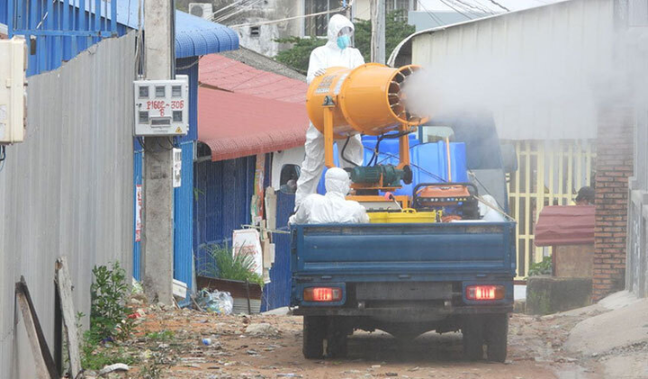 Dịch COVID-19: Số ca nhiễm mới giảm mạnh tại Lào và Campuchia - 1