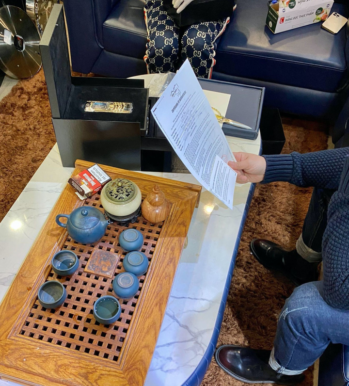 Lukas Luxury: Địa chỉ mua điện thoại uy tín, đẳng cấp giới thượng lưu - 4