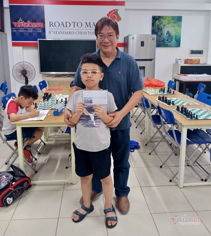 Bé trai 9 tuổi ở Hà Nội trở thành kiện tướng quốc gia - 5