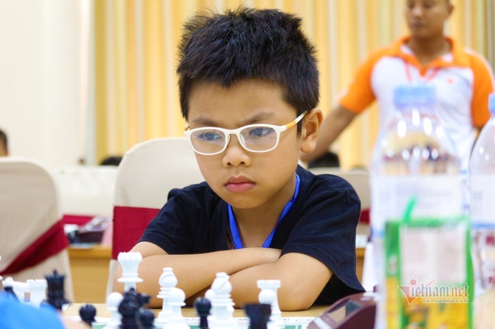 Bé trai 9 tuổi ở Hà Nội trở thành kiện tướng quốc gia - 4