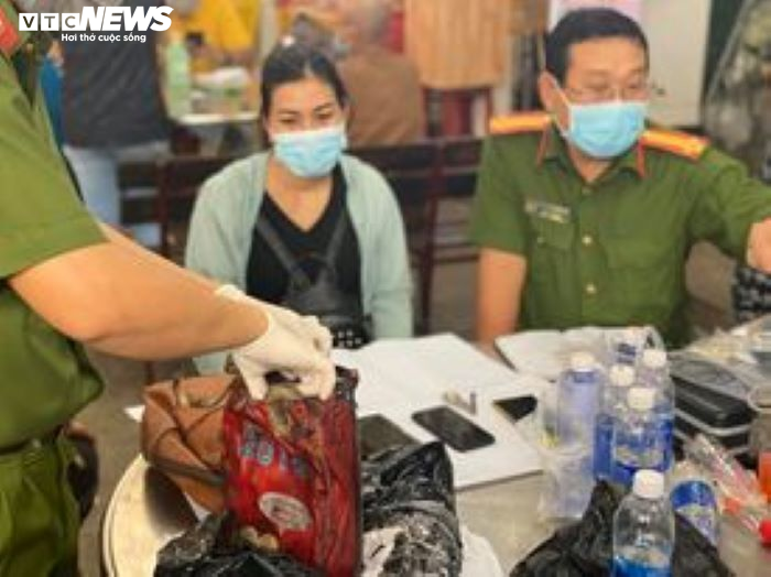 Vụ cháy làm 8 người chết ở TP.HCM: Đau đớn sau một đêm mất vợ và 3 con - 2