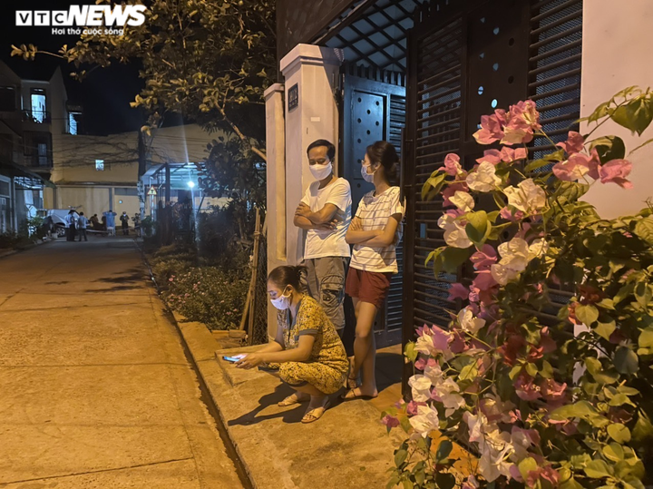 Ảnh: Đắk Lắk phong toả con hẻm có ca nghi mắc COVID-19 - 9