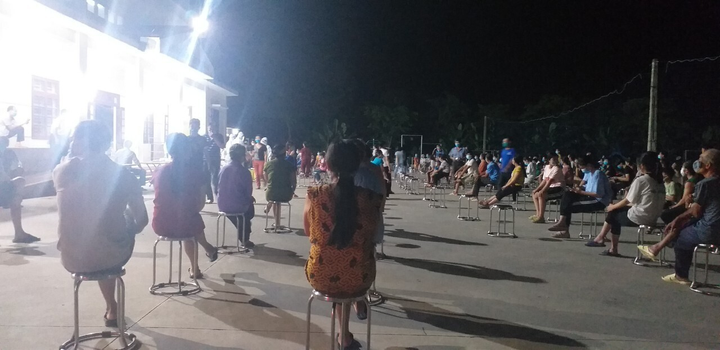 Bắc Ninh trắng đêm truy vết, lấy mẫu xét nghiệm COVID-19 cho 15.600 người - 6