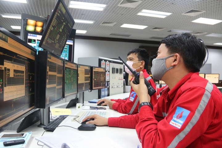 Phát huy hiệu quả quản trị, Petrovietnam có bước tăng trưởng mạnh - 2