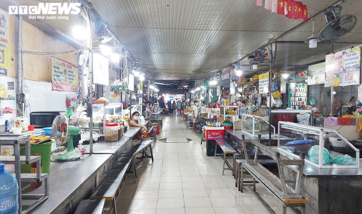 Ngày đầu Đà Nẵng áp dụng thẻ đi chợ: Ai không có thẻ, mời về! - 8